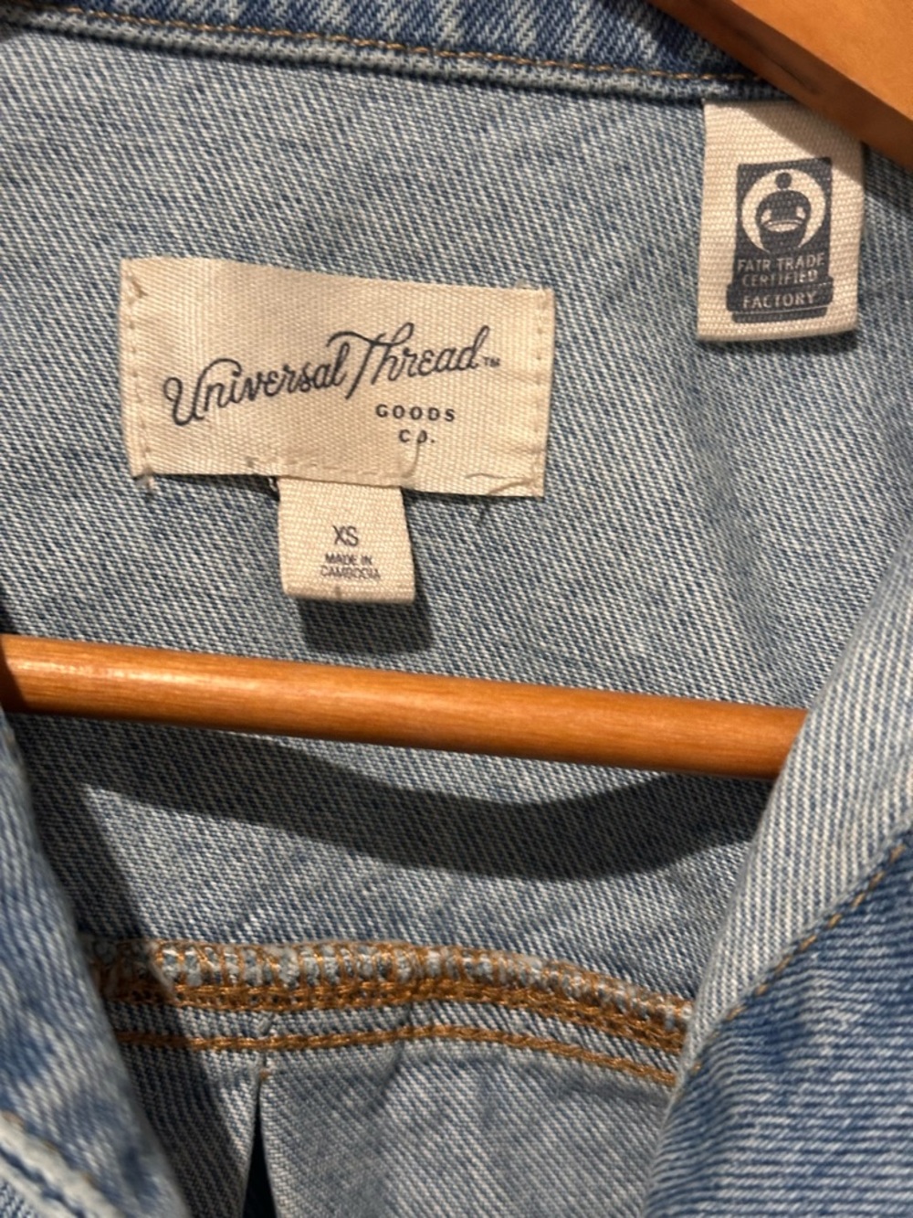 Universal Thread Light Blue Denim Jacket - Picture 4 of 5